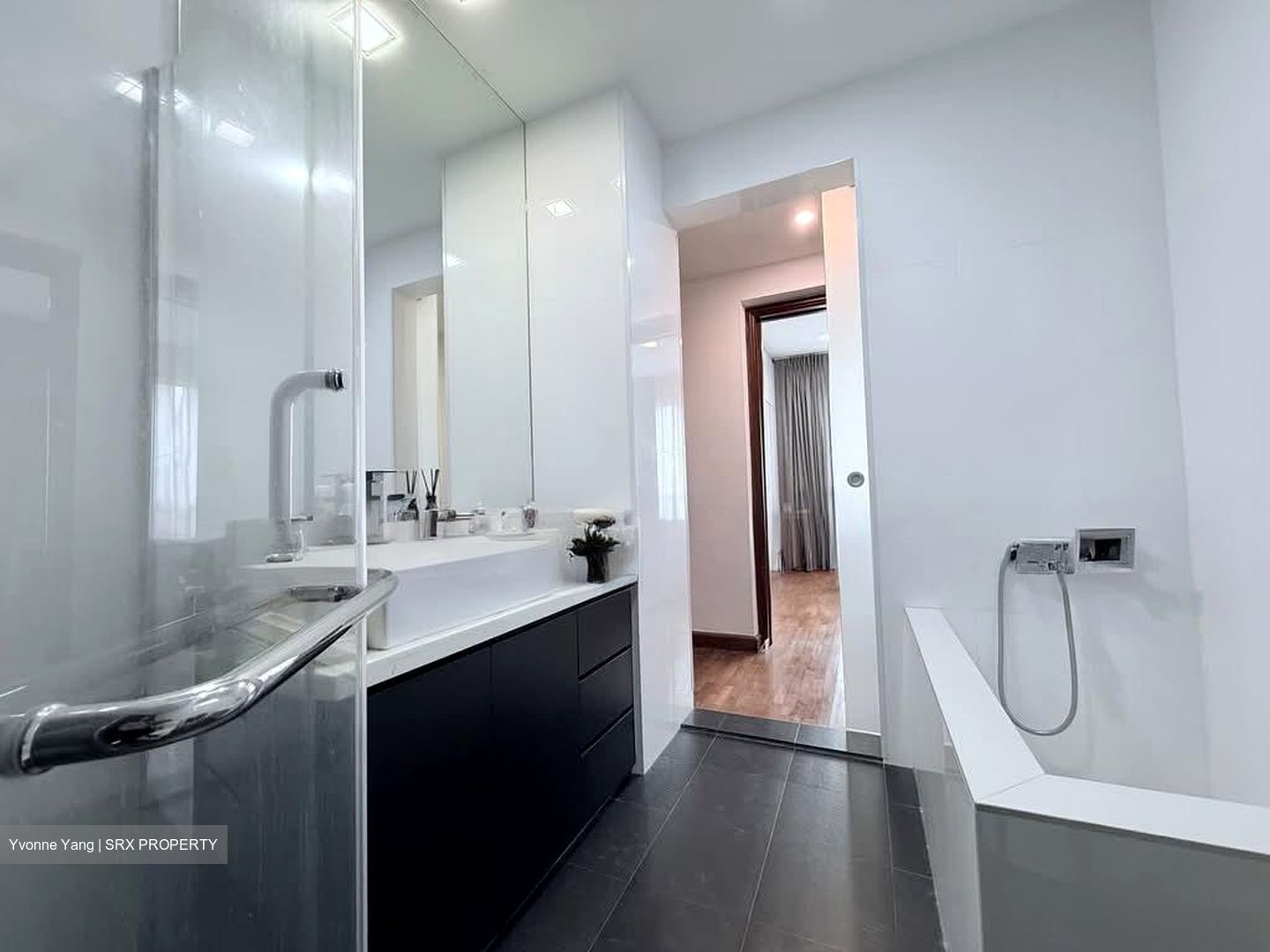 Burlington Square (D7), Apartment #583586621